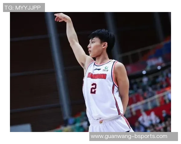 凯莱布乐福半场表现低迷仅获2篮板正负值惨淡19引发热议