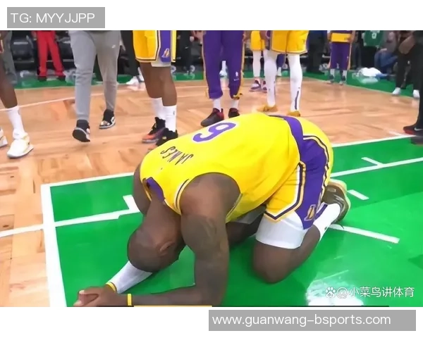 夸梅质疑富保罗言论为何用冠军标准衡量湖人新星里夫斯表现